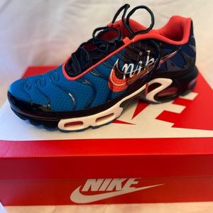 Nike Men’s Air Max Plus Time Capsule